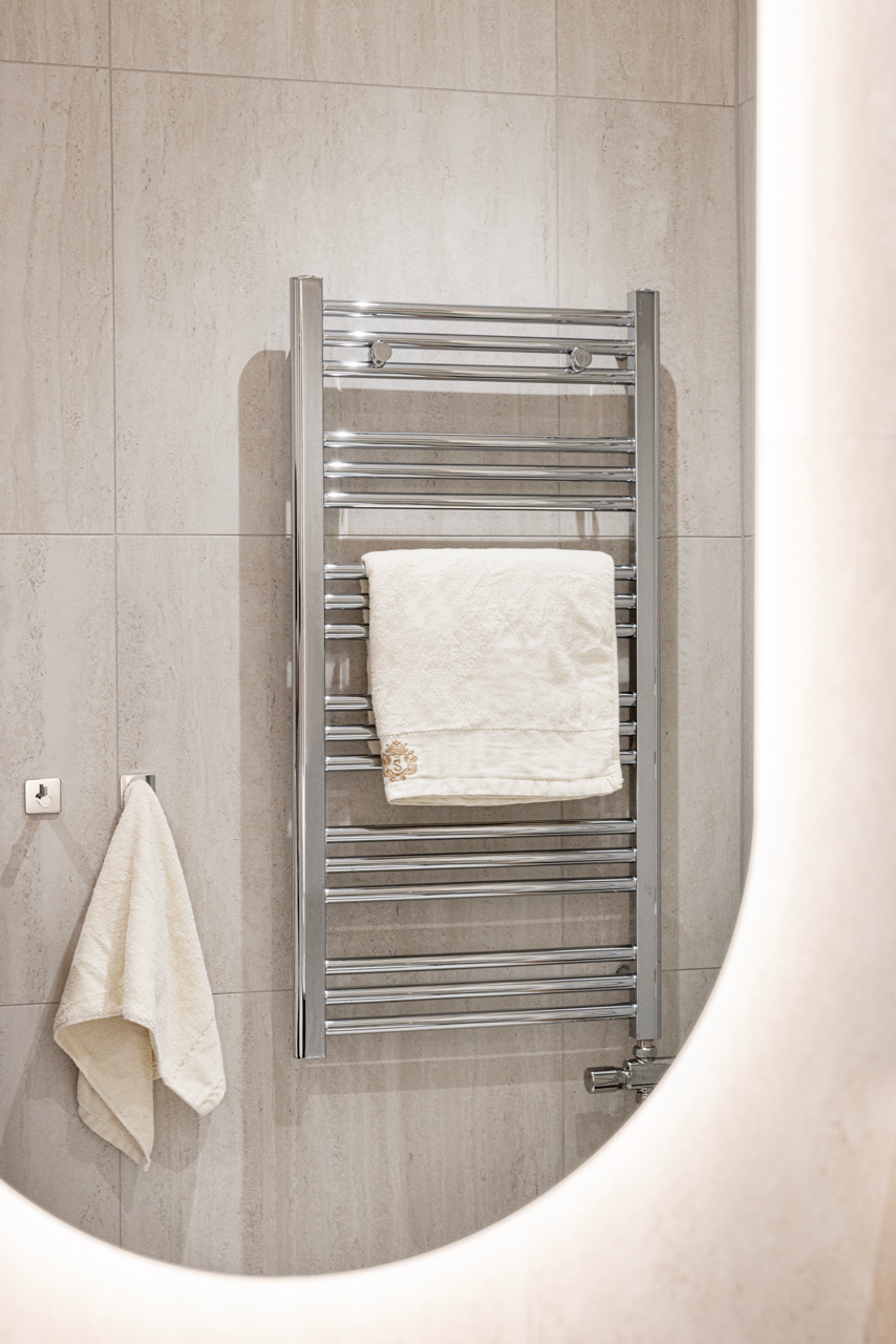 En totalrenovering med en varm følelse og personlig stil